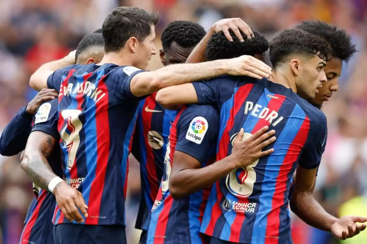 Jugadores del Barça celebrando un gol en el Camp Nou